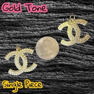 🆕 Listing - Single Piece White Pearl Large Logo Gold Tone Zipper Pull Charm